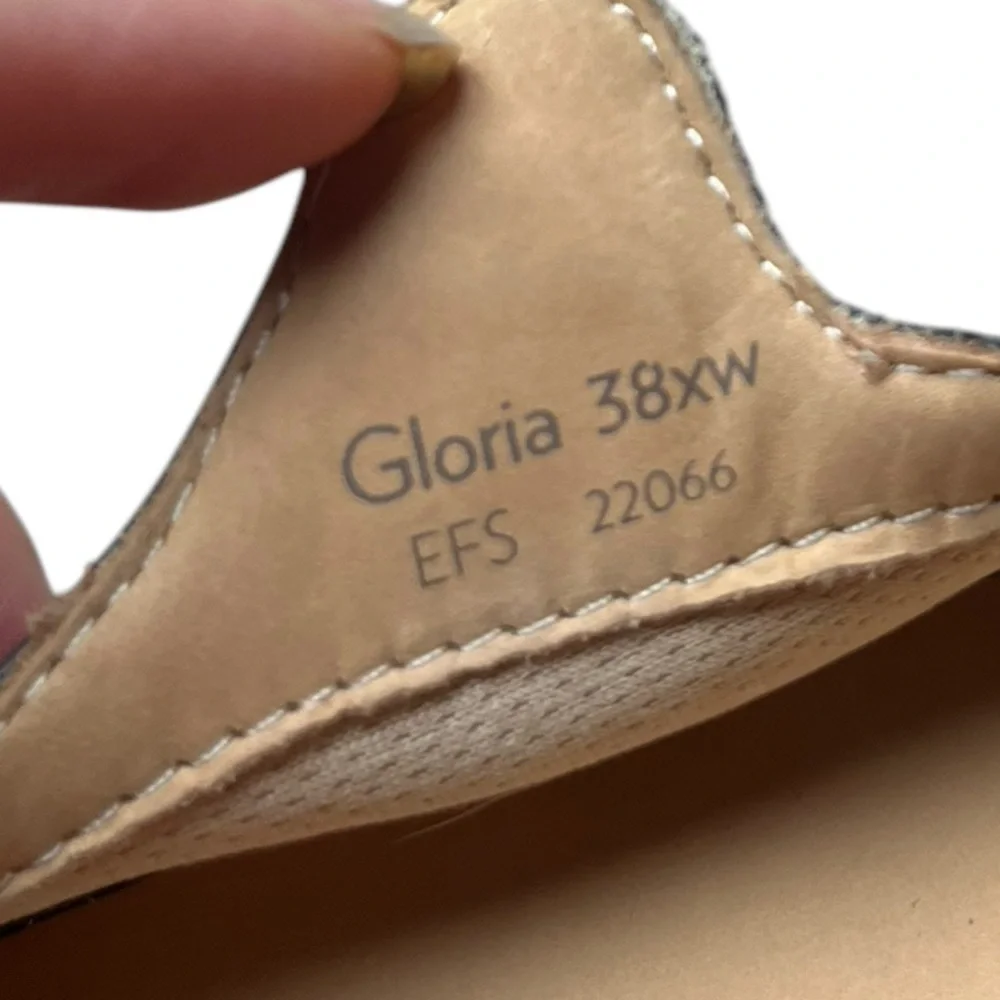 Zeira Super Support Mary Jane Gloria size 38XW (US 7.5)